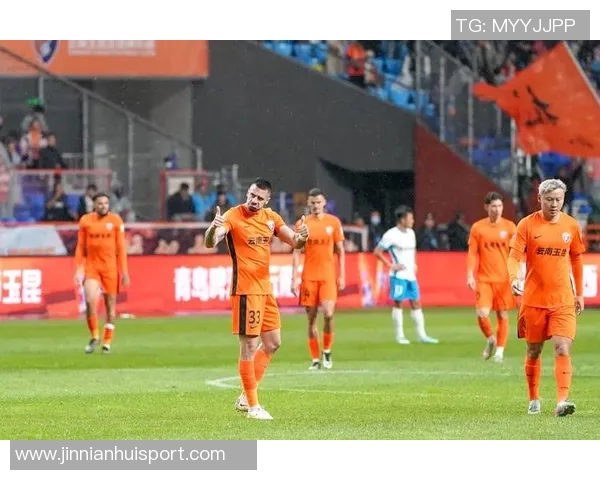 约尼查畅谈美食情怀与退役愿景期待在玉昆继续追逐足球梦想 约尼查畅谈美食情怀与退役愿景期待在玉昆继续追逐足球梦想