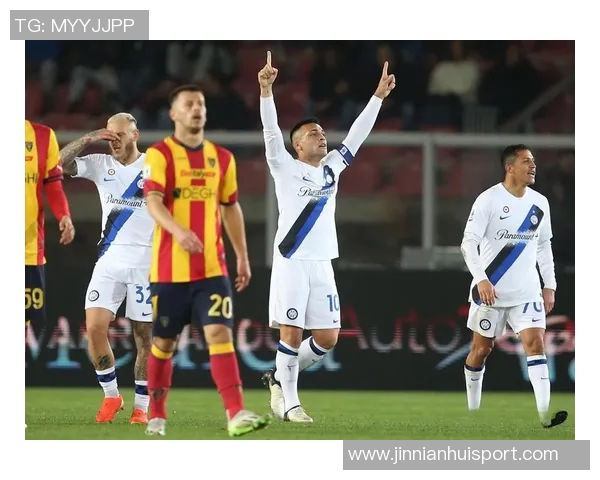 邓弗里斯与比塞克分享成功之路强调努力与专注的重要性 邓弗里斯与比塞克分享成功之路强调努力与专注的重要性