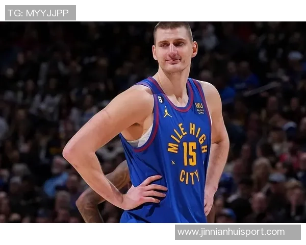 掘金教练带队残暴击败记者队114-16赛场对抗引发热议